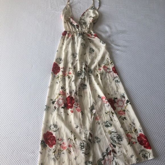 SHEIN Floral Dress - Picture 3 of 3